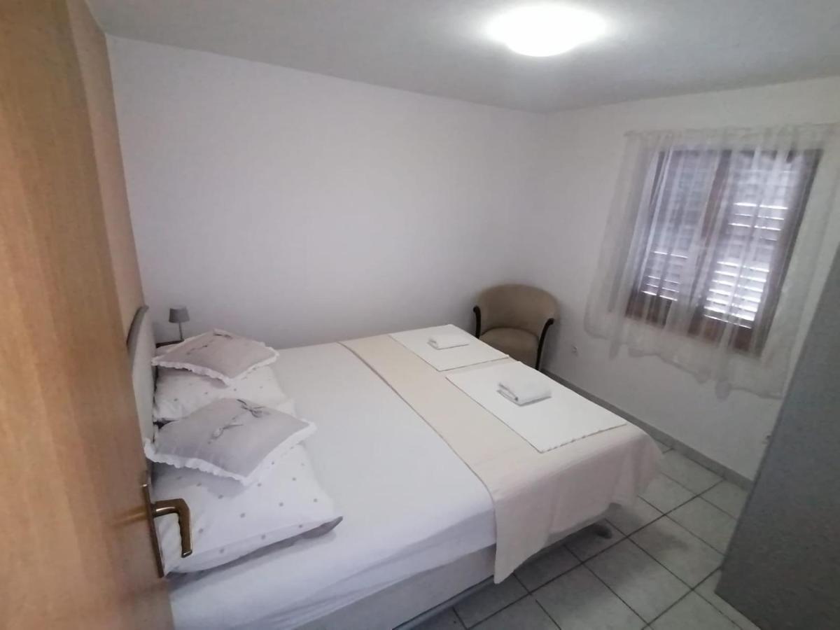 Apartments Bozo Drace Bagian luar foto